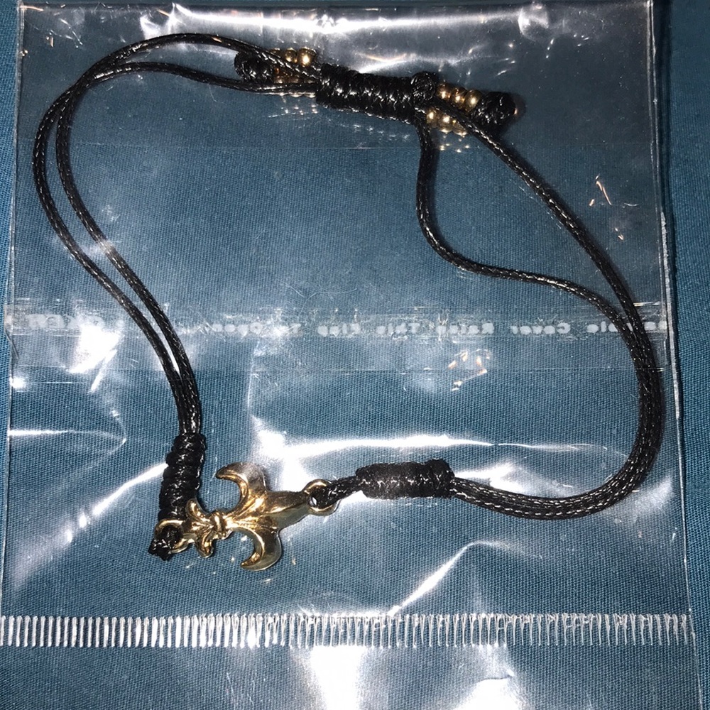 Fleur de lis bracelet